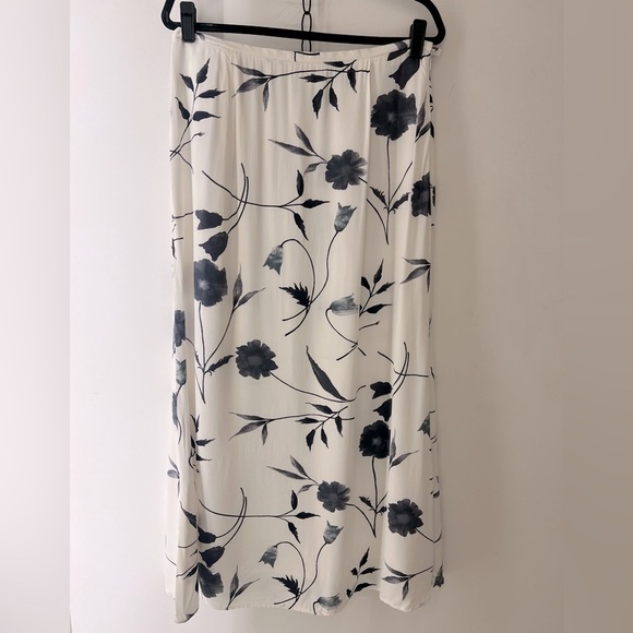 Vintage Dresses & Skirts - SOLD Vintage Braemar 90s Floral Maxi Skirt